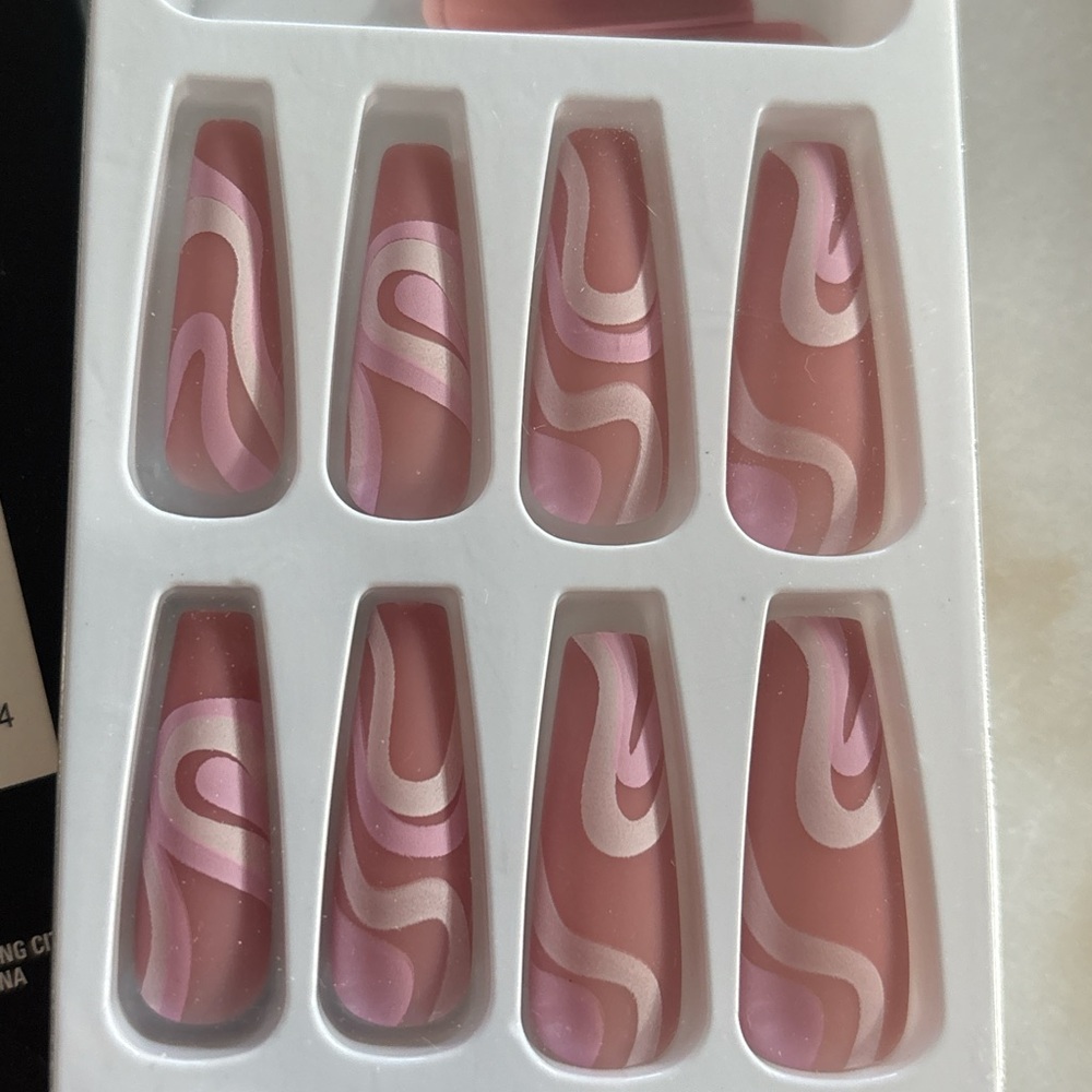 Long Coffin Pink swirl press on nails 12 pc Fashion Nails Lady Bird